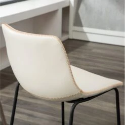 Roundhill Furniture Bronco Antique Wood Finished Bar Dining Set: Table And Four Bar Stools - Brown -Elegance Barware 370ba1d8 bceb 4252 9c1f 6a1081edeaa5